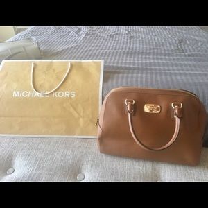 Gorgeous Michael Kors Purse!